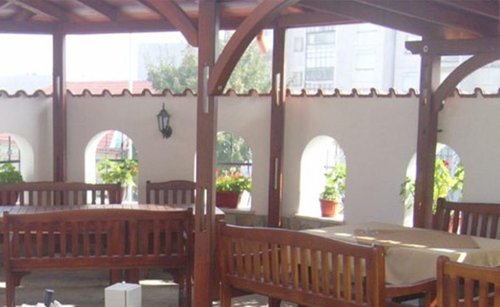 Family Hotel St. Constantine And Helena 伊瓦伊洛夫格勒 外观 照片